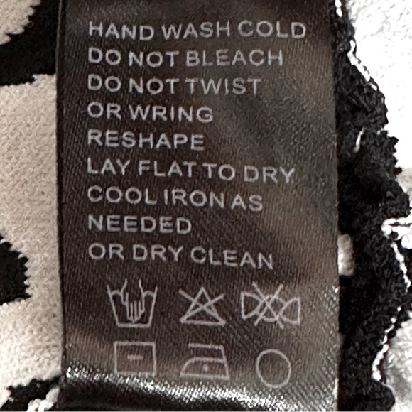 Felicity & Coco Abstract Animal Print Stretchy Bodycon Knit Midi Dress Size L - Picture 9 of 9